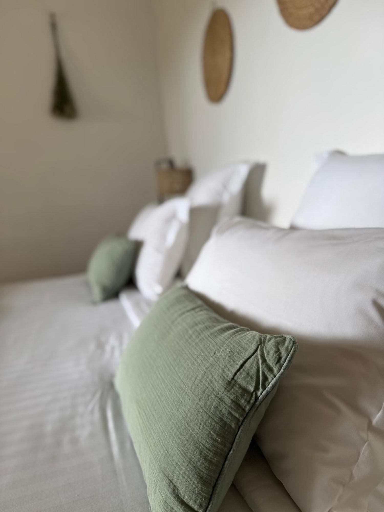 La Cle Des Champs, Boutique Hotel & Spa - Le Mas De Garrigon Roussillon en Isere Dış mekan fotoğraf