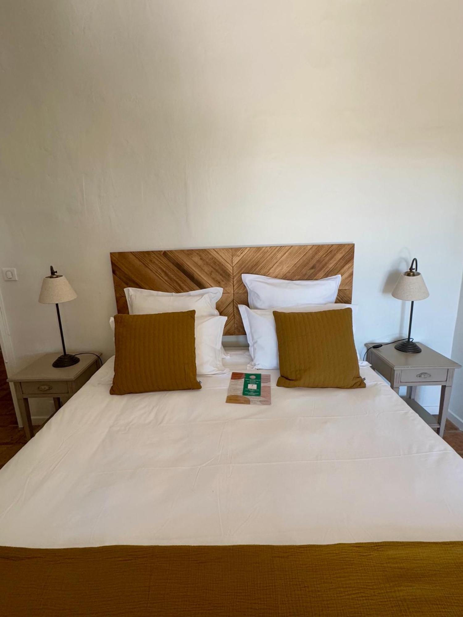 La Cle Des Champs, Boutique Hotel & Spa - Le Mas De Garrigon Roussillon en Isere Dış mekan fotoğraf