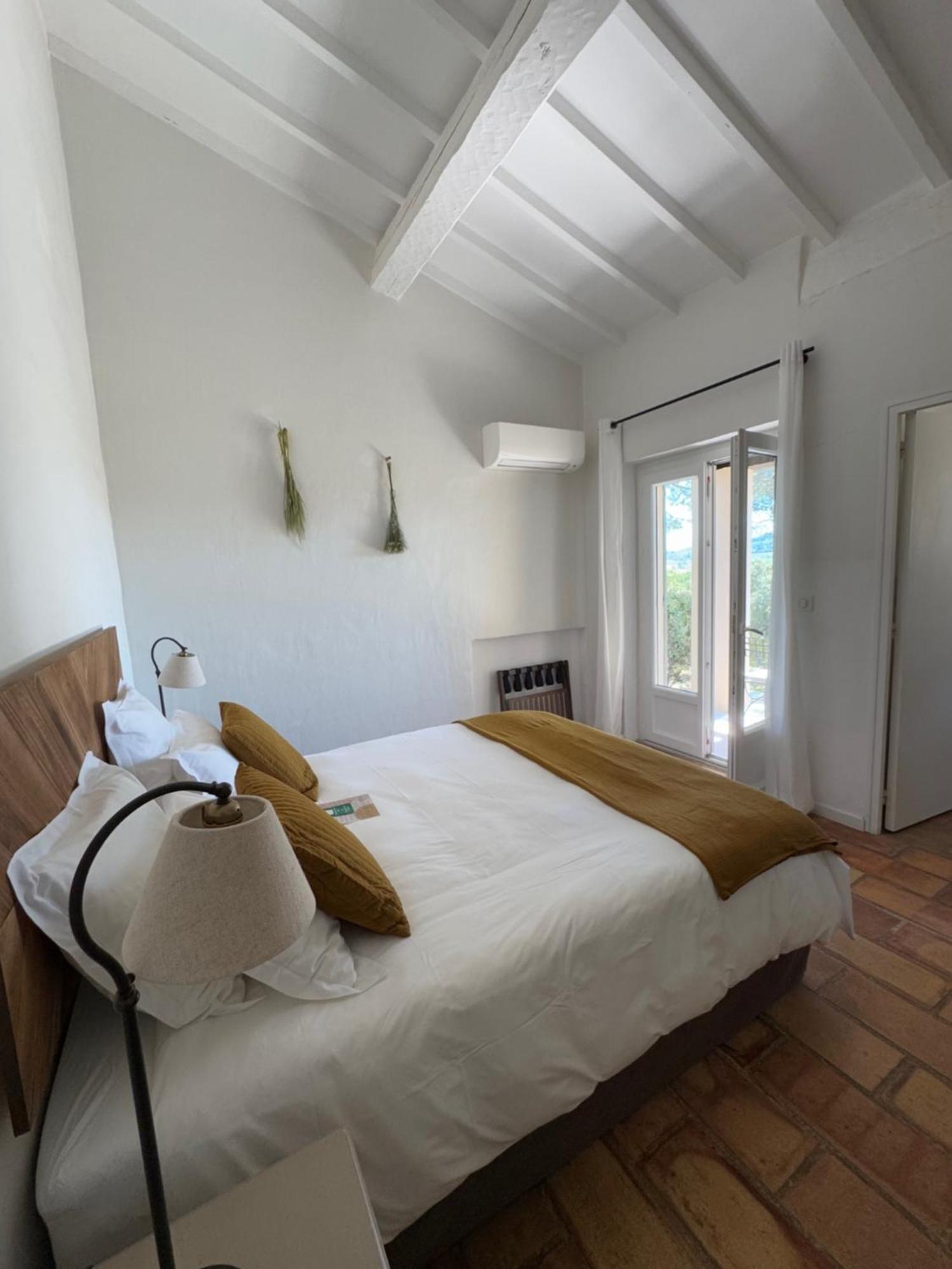 La Cle Des Champs, Boutique Hotel & Spa - Le Mas De Garrigon Roussillon en Isere Dış mekan fotoğraf