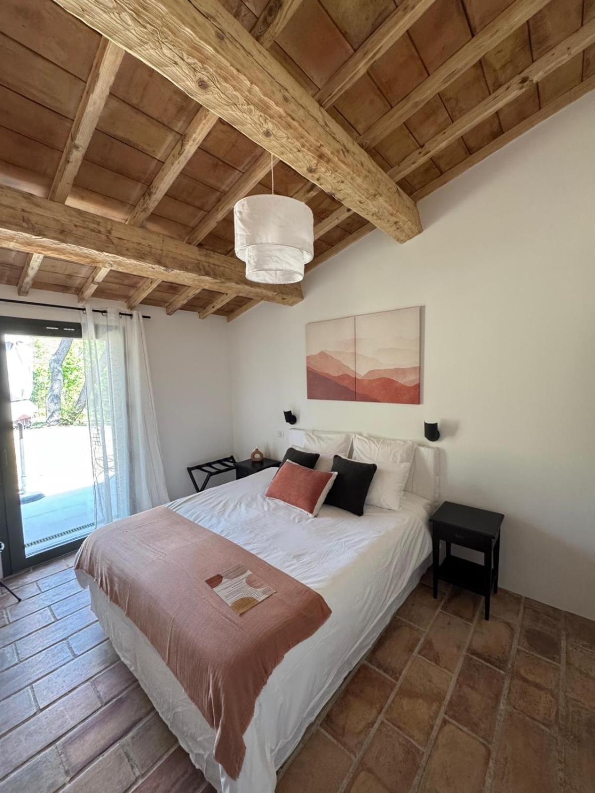 La Cle Des Champs, Boutique Hotel & Spa - Le Mas De Garrigon Roussillon en Isere Dış mekan fotoğraf