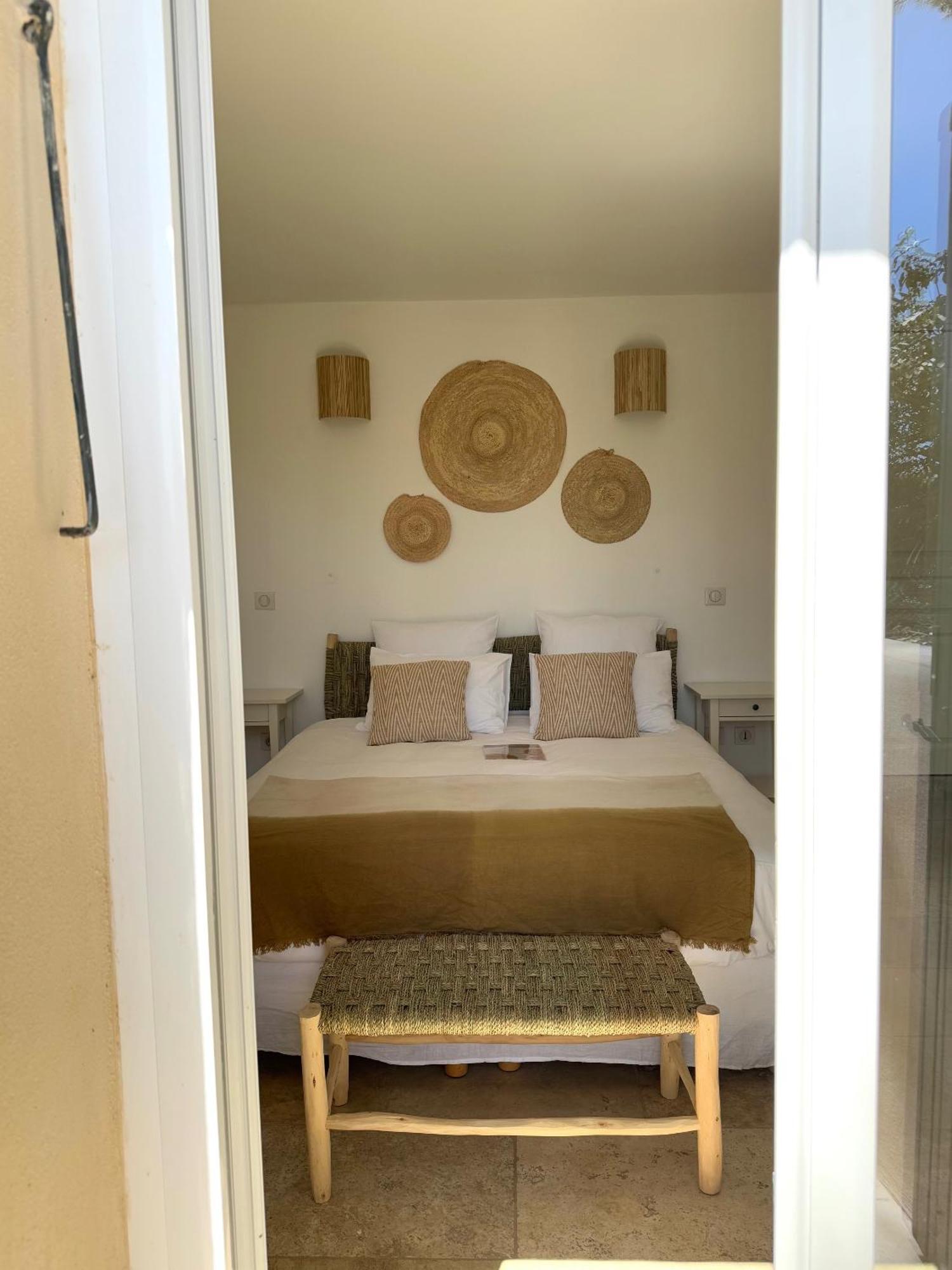 La Cle Des Champs, Boutique Hotel & Spa - Le Mas De Garrigon Roussillon en Isere Dış mekan fotoğraf