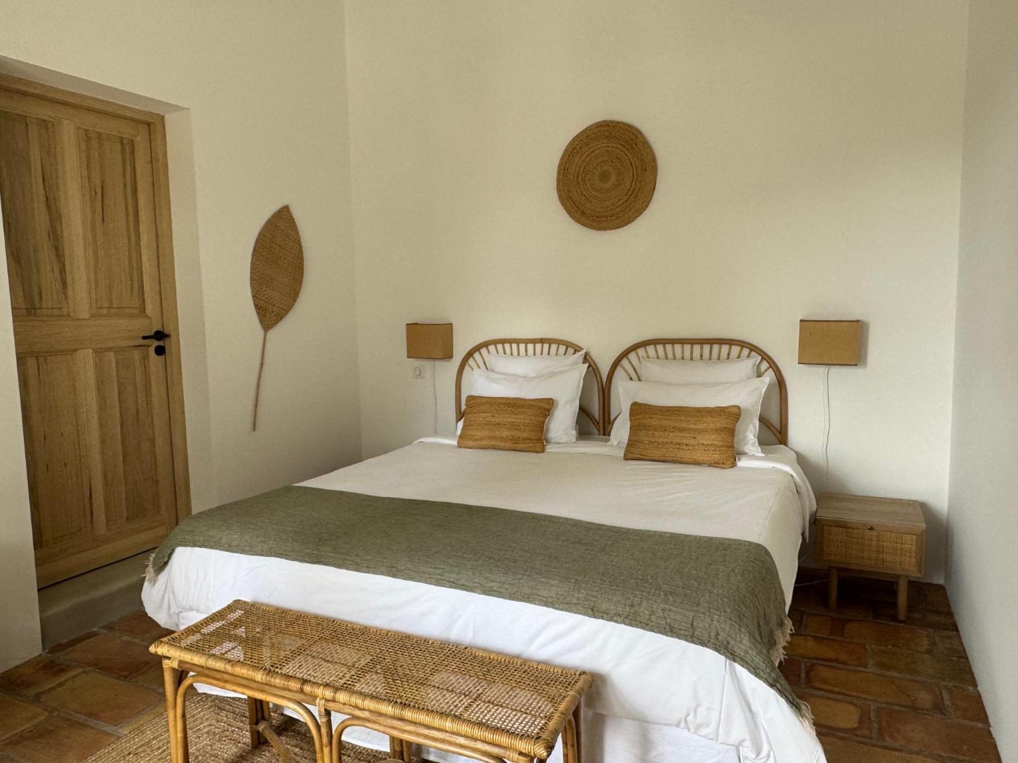 La Cle Des Champs, Boutique Hotel & Spa - Le Mas De Garrigon Roussillon en Isere Dış mekan fotoğraf